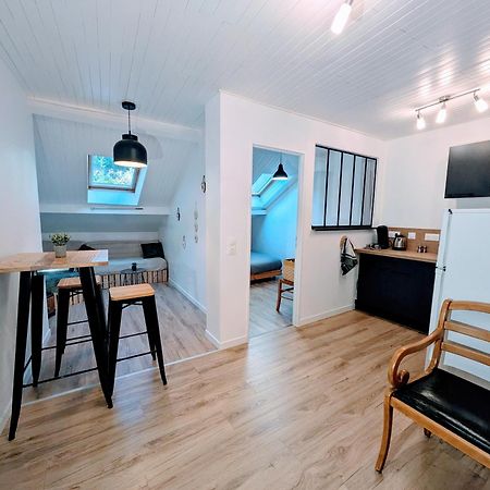 Sous La Tour Apartment Poligny  Exterior photo